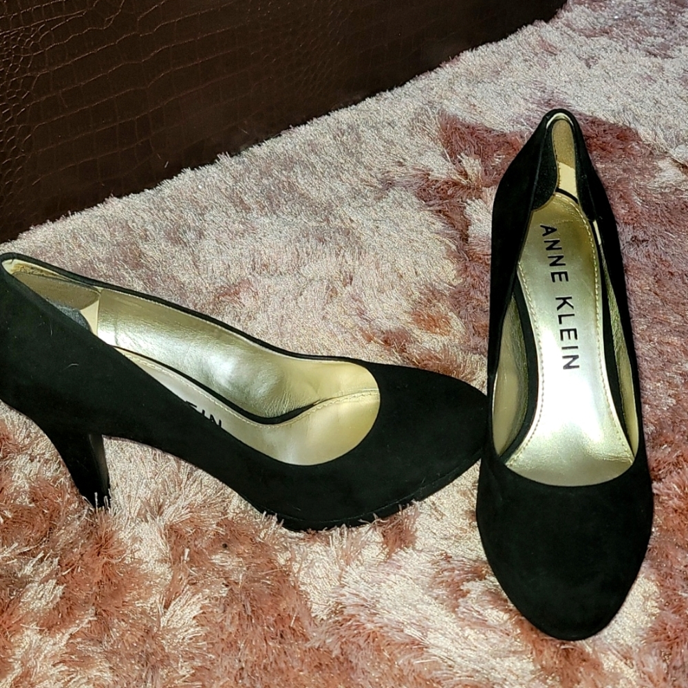 Anne Klein